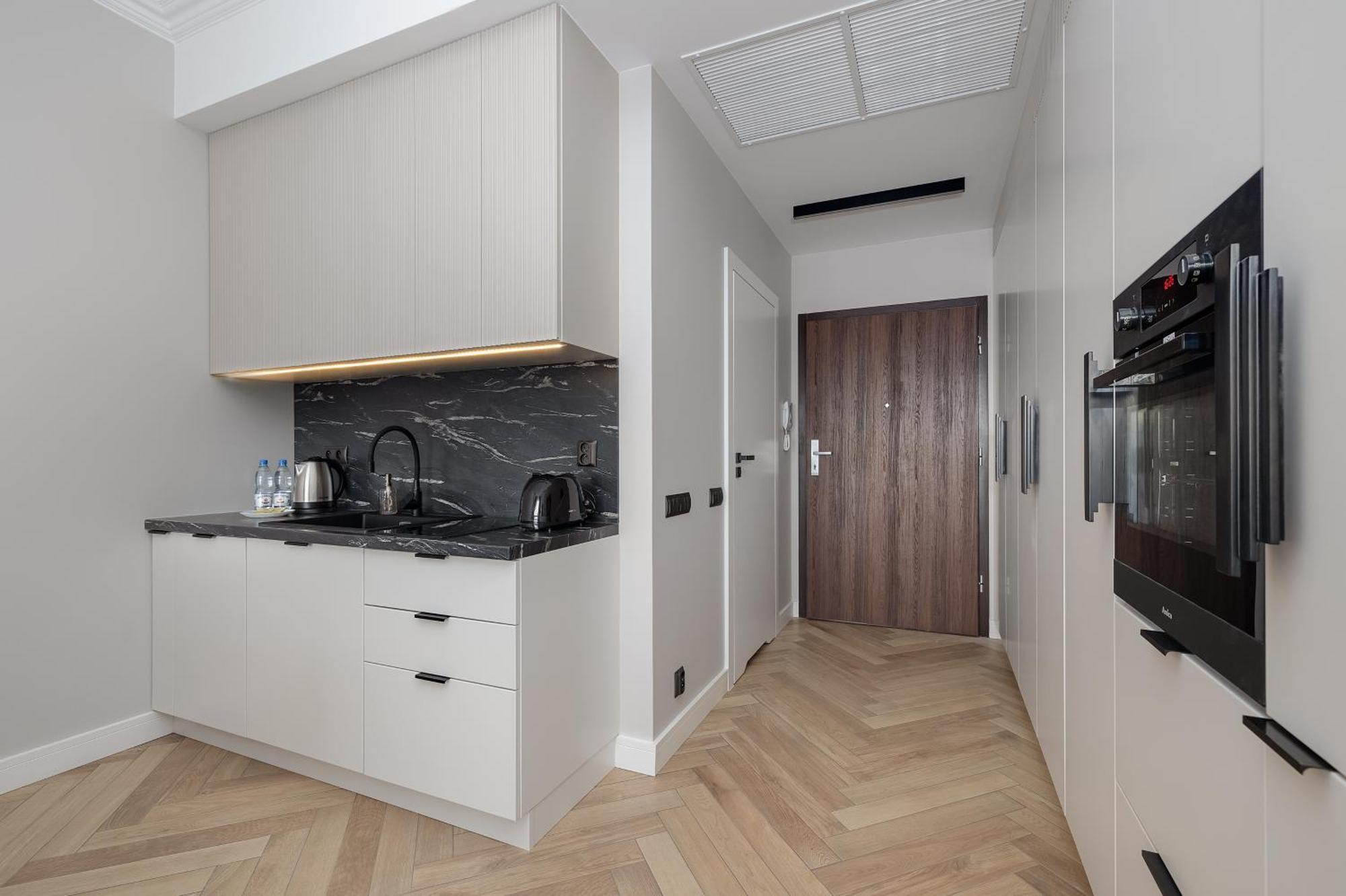 Apartment Hanza Tower 317 *